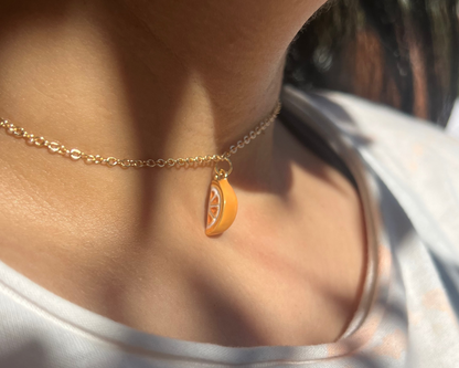 Collier ras du cou orange
