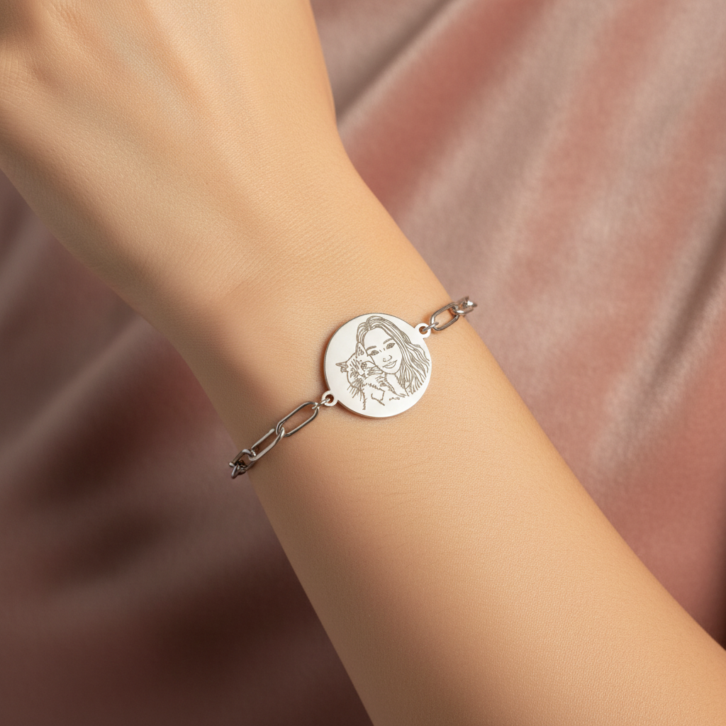girl-cat-bracelet-on-wrist-rose.png