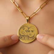 Line Art Necklace - Paperclip