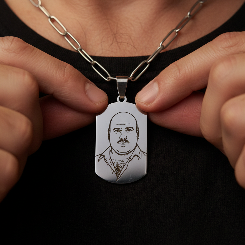 Line Art Necklace - Paperclip